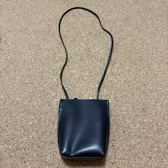 GU ミニショルダーバッグ ブラック