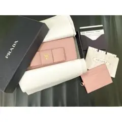 美品 PRADA サフィアーノ フィオッコ 長財布 カードケース ピンク