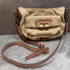 コーチ ショルダーバッグ フラップ クロスボディ シグネチャー