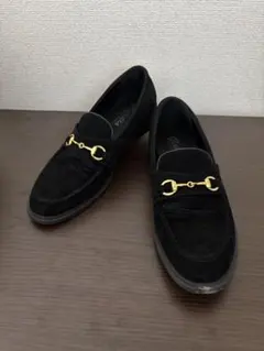 スエードシューズ