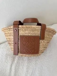 ロエベ    かごバッグ　スモール ☆Loewe☆ロエベフォント トート スモール（ラフィア） (LOEWE/かご