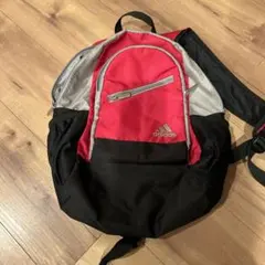 アディダスリュックサック