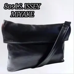希少♡ISSEY MIYAKE イッセイミヤケ レザー トートバッグ A4可 黒