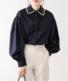 パール襟ブラウス