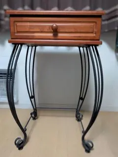 アンティーク サイドテーブル