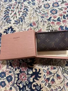 LOUIS VUITTON 二つ折り財布 モノグラム　　made in USA