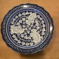 古伊万里染付 牡丹文 ７寸輪花皿