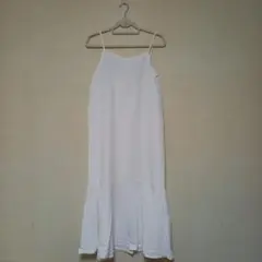 ホワイト キャミワンピース フレア