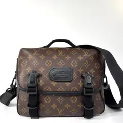 富士山の桜様 ルイヴィトン モノグラム マカサー トレイル メッセンジャーバッグ