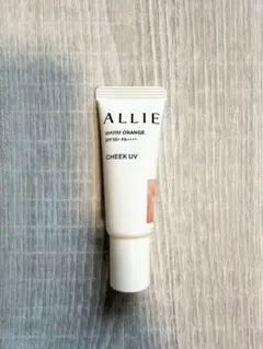 【美品】ALLIE クロノビューティ カラーオンUV チーク 02のサムネイル