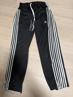 【未使用】定価31,900円 サイズ3 discovered トラックパンツ 未使用】定価31,900円 サイズ3 discovered トラックパンツ - メルカリ