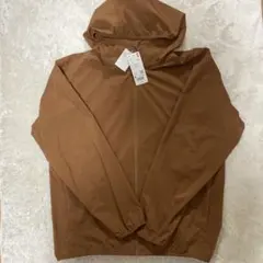 ユニクロ　ポケッタブルUVパーカー　メンズ M 新品未使用　NANODESIGN