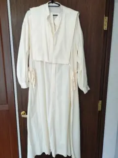 アイボリー 長袖 シャツワンピース ウエストリボン付き