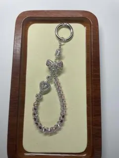 リボンとハートのピンクキーホルダー