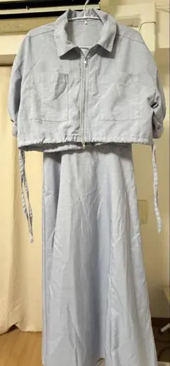 ナイスクラップ　水色　ワンピース