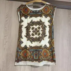 【DURAS】 ペイズリー柄 半袖トップスのサムネイル