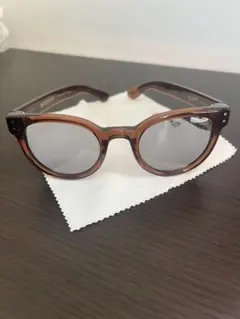 2026年最新】uncrowd サングラスの人気アイテム - メルカリ