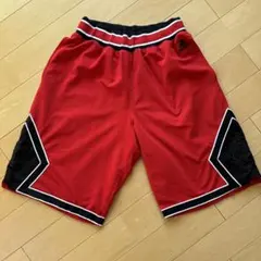 Item thumbnail for item 7e4625fd-46cb-4ac3-85cc-63c673312c2d