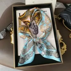 【363】スカーフ♡豪華ヴィンテージプリントブルー♡バックチャーム/シルクタッチ