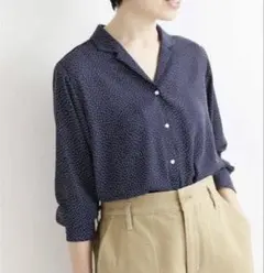 【美品】IENA ランダムドットオープンカラーシャツ　color：ネイビーのサムネイル