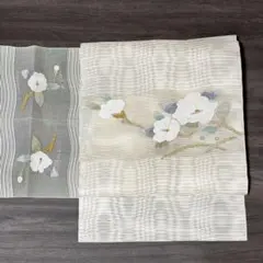夏物 名古屋帯 紗 正絹 西陣織 唐織 刺繍 オフホワイト 花 中古so885