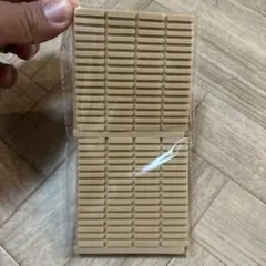 ベージュ シリコン 滑り止め