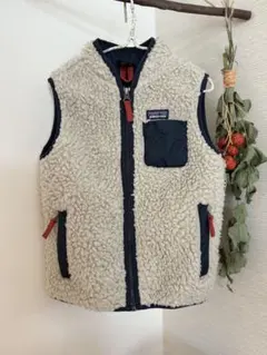 Patagonia フリースベスト クリーム色/ネイビー