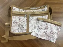 LeSportsac ショルダーバッグ 花柄 ポーチ付きのサムネイル