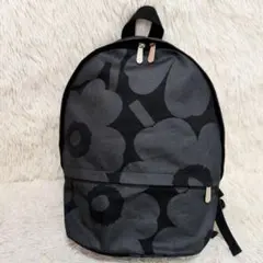 B243【極美品】marimekko☆ウニッコ リュック バックパックキャンバス 