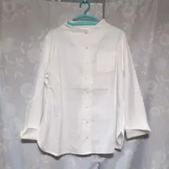 ESSEME ホワイト ボタン付きシャツ