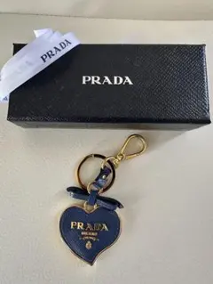 PRADA サフィアーノ ハート キーリング キーホルダー 新品未使用