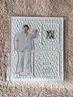 岸優太 アクリルスタンド