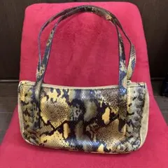 ★ヘビ柄レザーショルダーバッグ