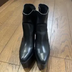 【値段交渉可】GYDA レザーブーツのサムネイル
