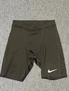 Nikeランニングハーフタイツ