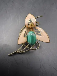 マラカイト風ストーン 花モチーフ エナメル調ブローチ