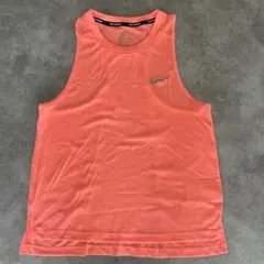 Nike Dri-FIT サーモンピンク タンクトップ