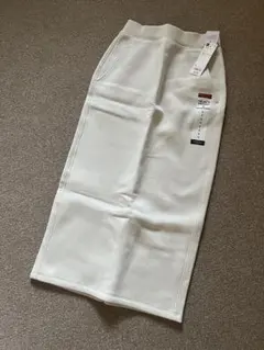 タグ付き新品　GUナロースカート