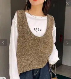 CIAOPANIC TIPY⭐️深Uネックラメニットベスト