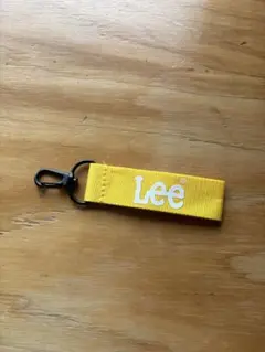 【美品】Lee リー ロゴ キーホルダー カラビナ付 ナイロンテープ イエローのサムネイル