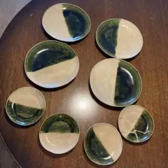未使用 懐石道具 織部焼 丸皿 小鉢 足付 九客組 向付 料理皿 陶印 作者不明 未使用 懐石道具 織部焼 丸皿 小鉢 足付 九客組 向付 料理皿 陶印 作者