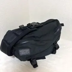 ミステリーランチ廃盤invader メッセンジャーバッグ ブラック - メルカリ