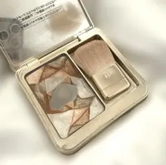 クレドポーボーテ ル・レオスールデクラ 202 Golden Galaxy