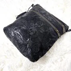 Item thumbnail for item d9fbc7fe-f1a1-43df-93b4-f41cf30925e4