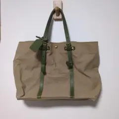 ベージュキャンバストートバッグ