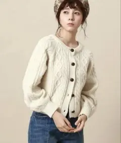 Item thumbnail for item 2b7d78d1-daac-4106-b20d-257436865321