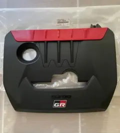 GRヤリス　エンジンカバーのサムネイル