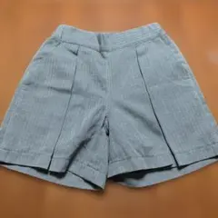 ヘリンボーン柄　グレー プリーツ入りショートパンツ Mサイズ