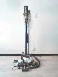 ジャンク品Dyson V11 Absolute Pro 本体 ツールセット - メルカリ