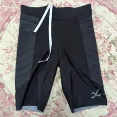 cw-x ランニングタイツ　ナイキ　アシックス　ホカ　アディダス